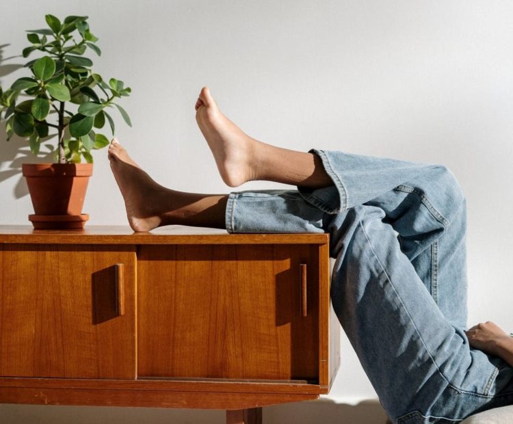 types of office footrests